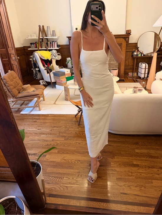 trois the label Dresses & Skirts - TROIS Sleek White Spaghetti-Strap Midi Dress - size 4 US